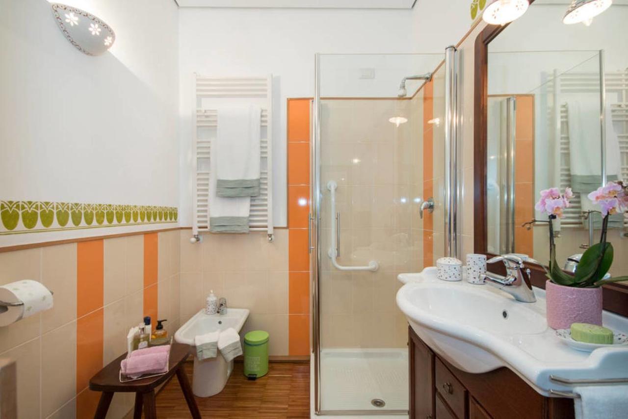 Apartament Old Borgo Vico Como Zewnętrze zdjęcie